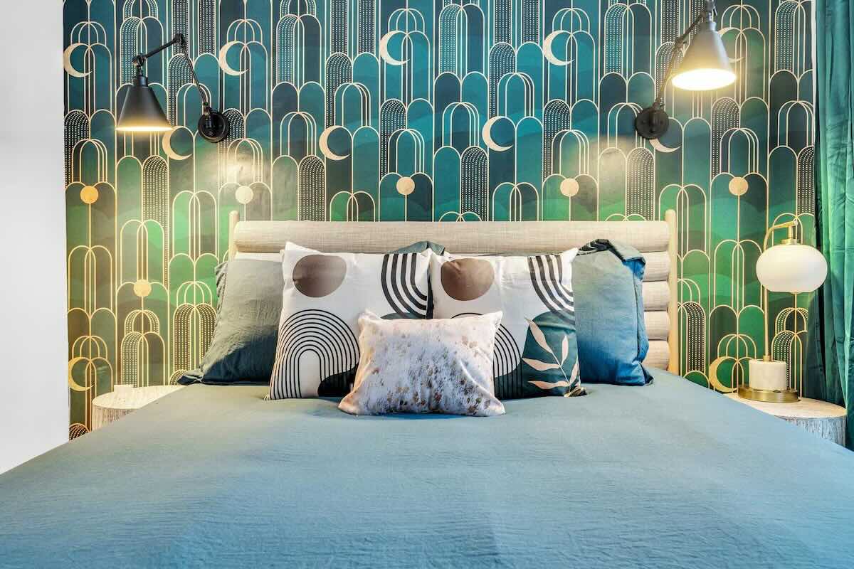 meditation retreat maine - queen room