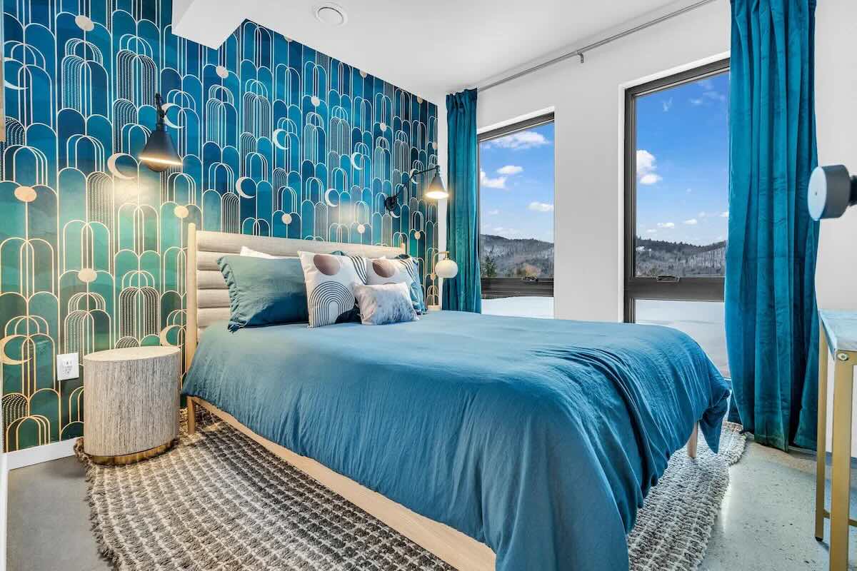 yoga retreat maine - queen room